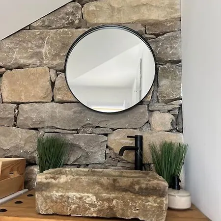 Луксозна вила The Borum House